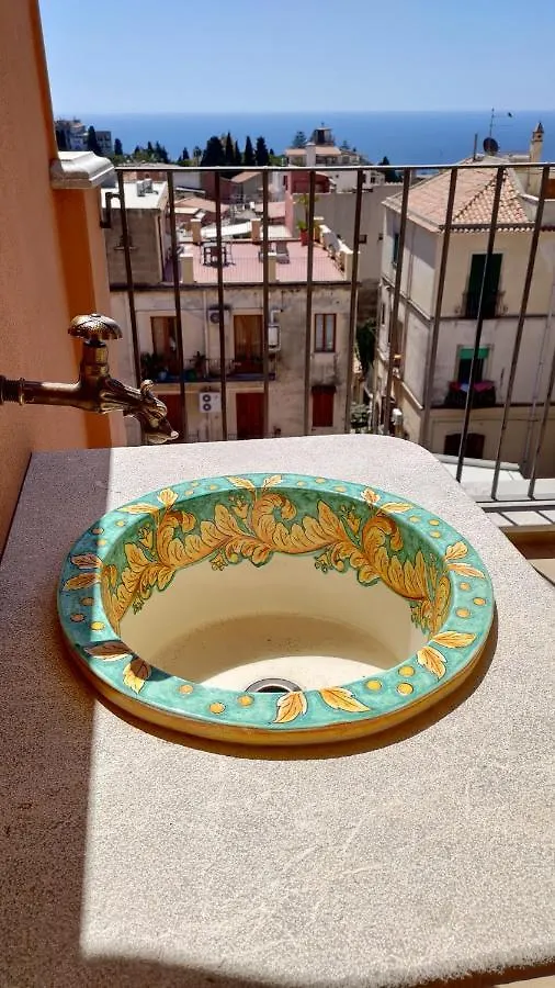 Vilagos Apartments & Loft Taormina