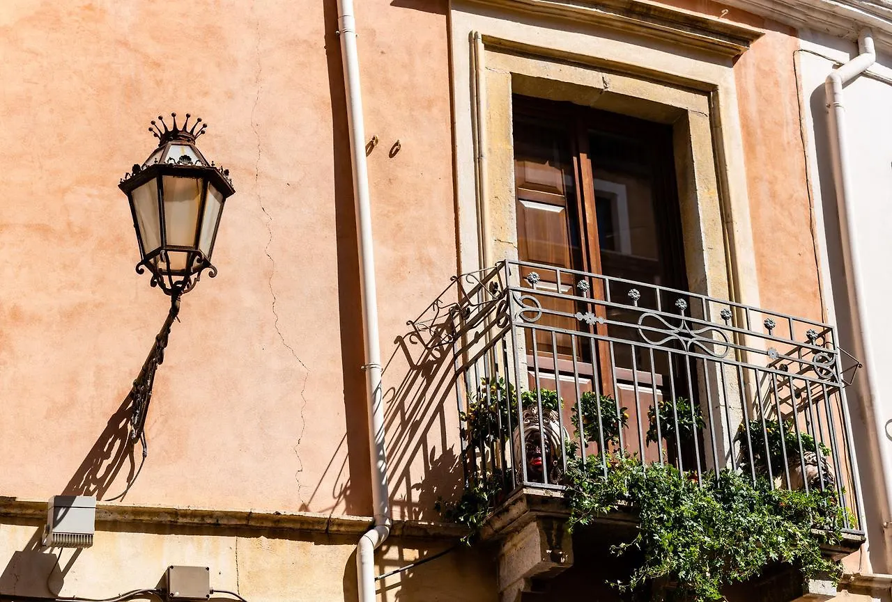 Vilagos Apartments & Loft Taormine