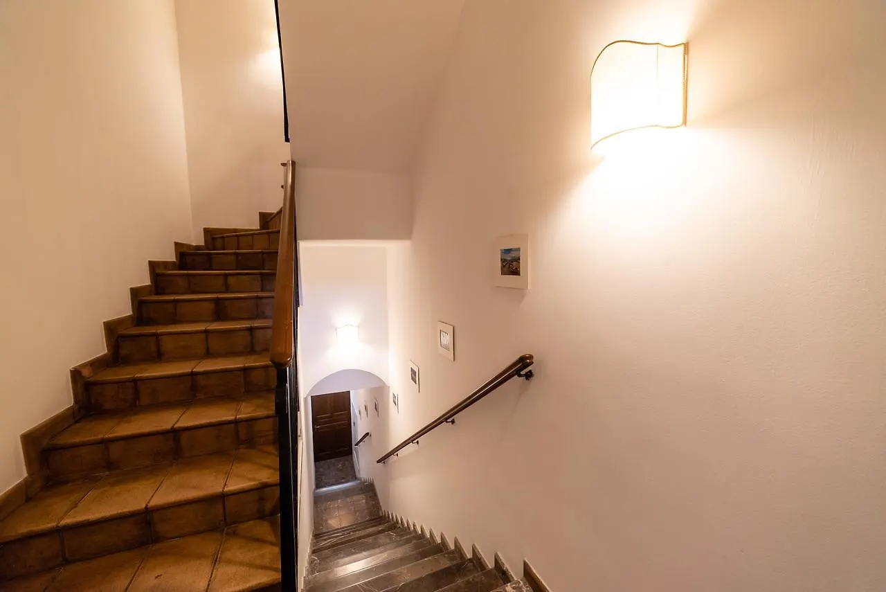 Vilagos Apartments & Loft Taormine 0*,