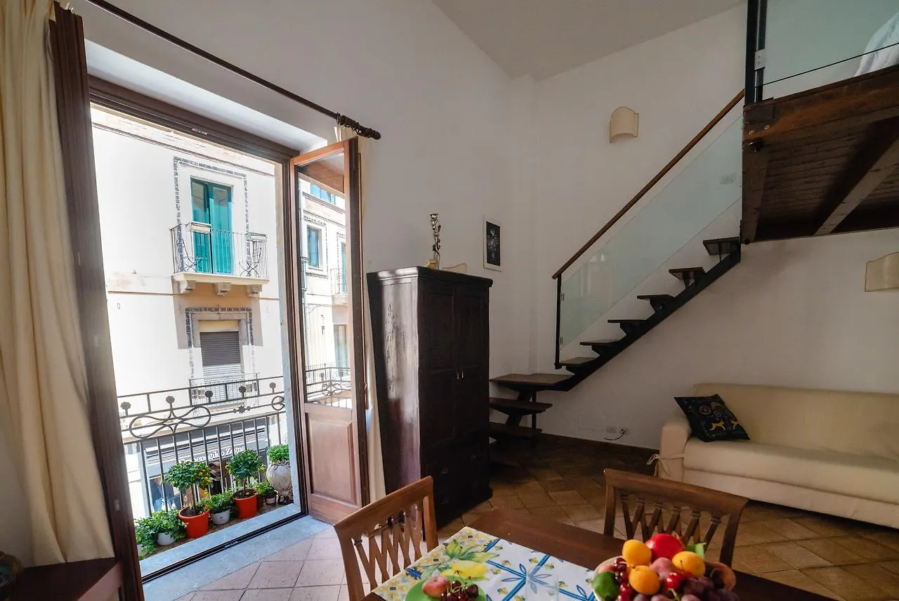 Vilagos Apartments & Loft Taormine