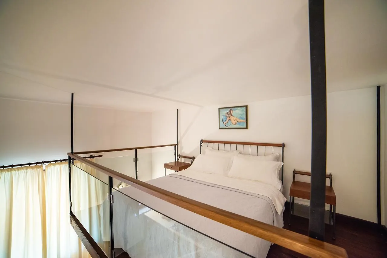 Vilagos Apartments & Loft Taormine 0*,