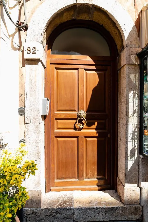 Vilagos Apartments & Loft Taormine