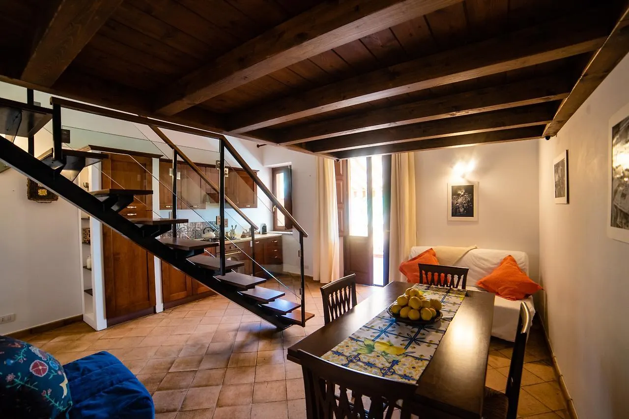 Vilagos Apartments & Loft Taormine