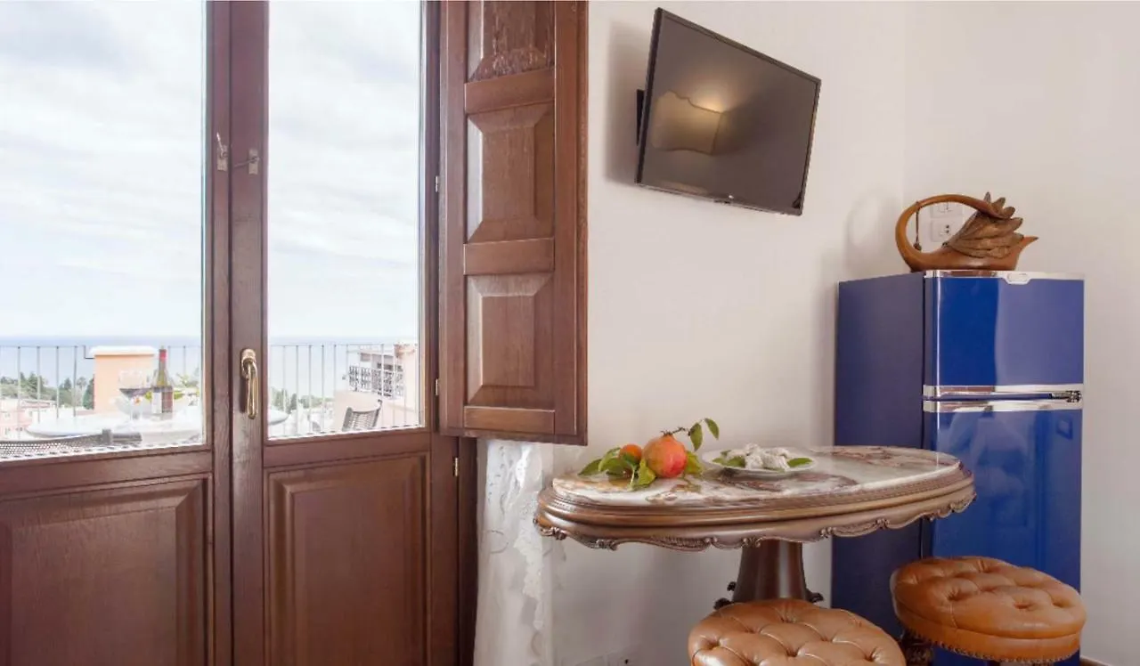 Vilagos Apartments & Loft Taormine